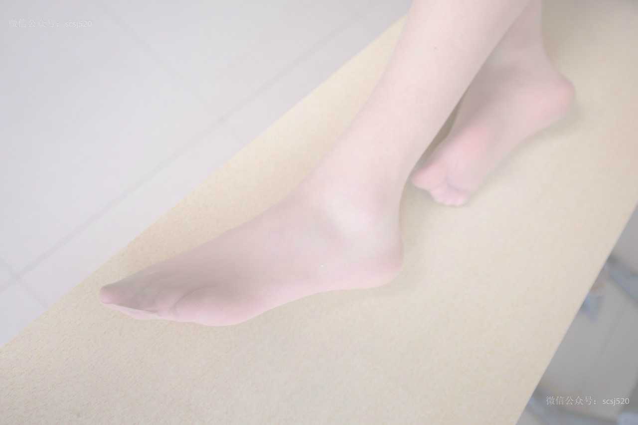 66f041e16a60928-1