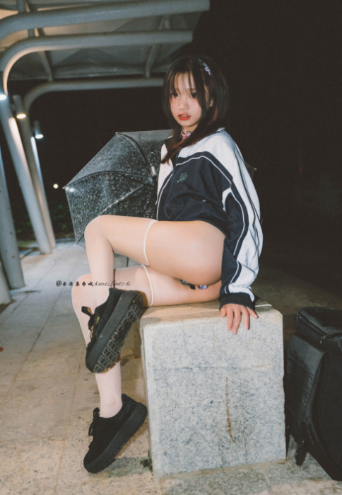 图片[3]-柒柒要乖哦 校服 42P-1V-幻想写真